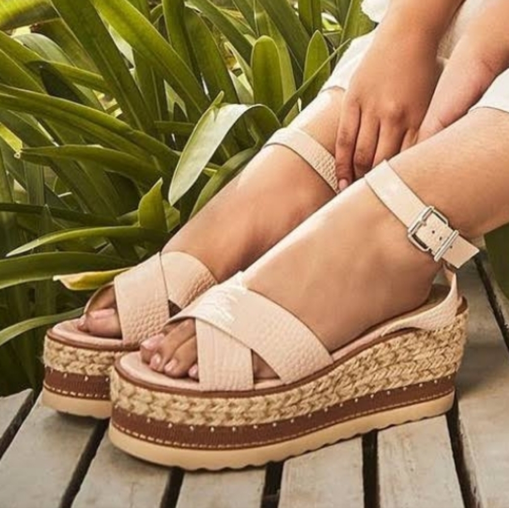 Vince Camuto Martinda Espadrille Wedge Sandal Bunny Nose Pink Size 8.5